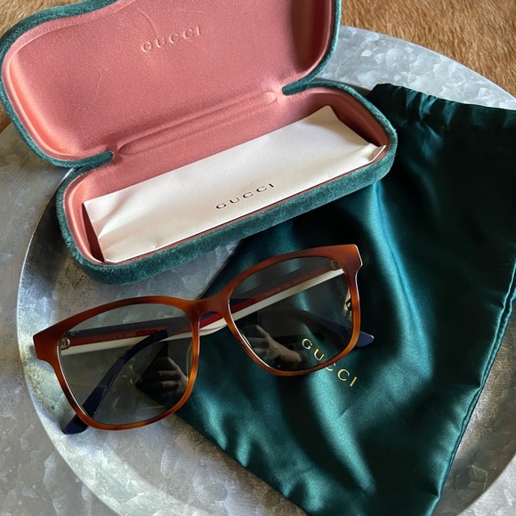 New unisex Gucci sunglasses - Picture 2 of 8